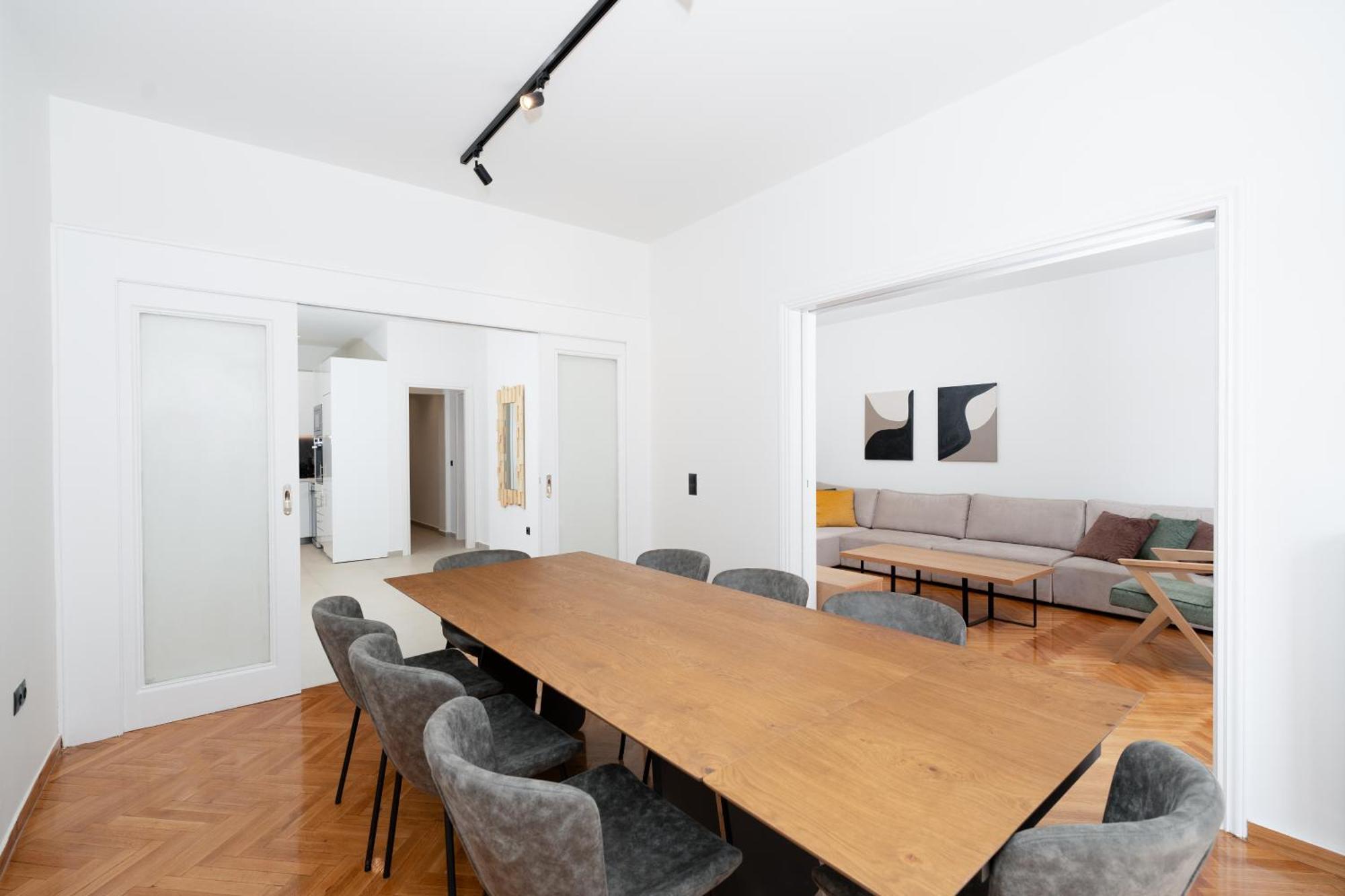 Kolonaki Elegant With Balcony Apartment *