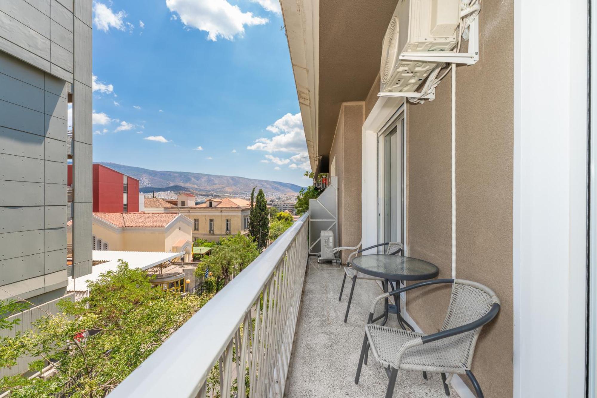 Apartment Kolonaki Elegant With Balcony Athens